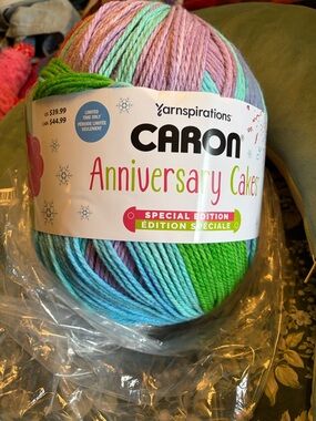 CaronAnniversary Cakes Yarn - Special Holiday Edition Mary Maximus colourway.